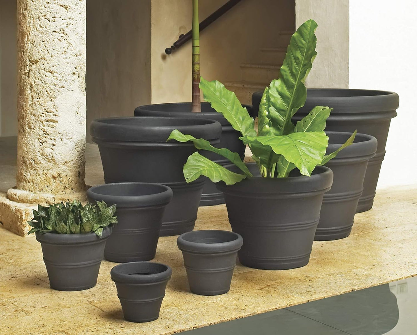 Crescent Garden Brunello Classic Rolled Rim Planter Pot, Indoor/Outdoor Plastic Round Plant Pot - Decorative Flower Pot - 20'' (Parchment)