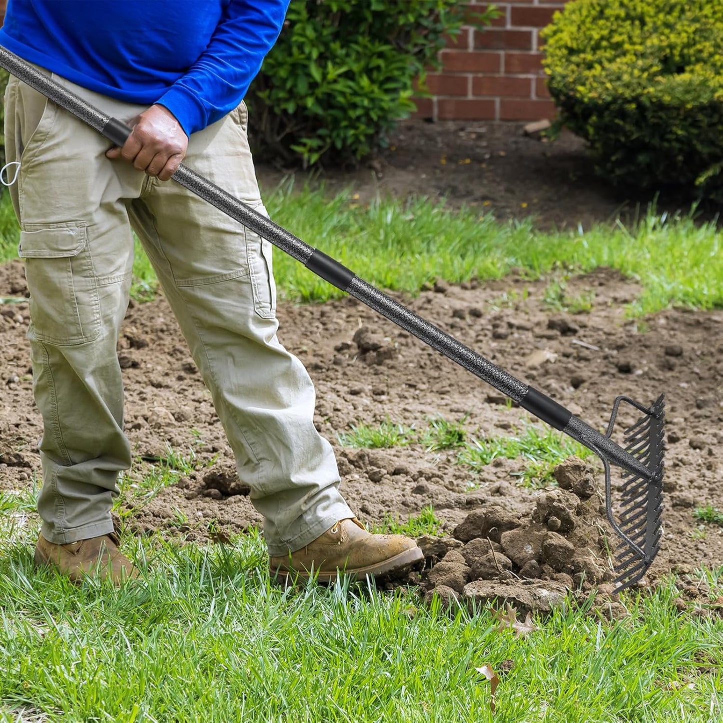 77'' Bow Rake ，17 Tines Metal Head Rakes with Stainless Steel Handle，Heavy Duty Garden Rake for Loosening Soil Gathering Leaf Leveling Lawn Farming Land Management Yarn Thatch Rake