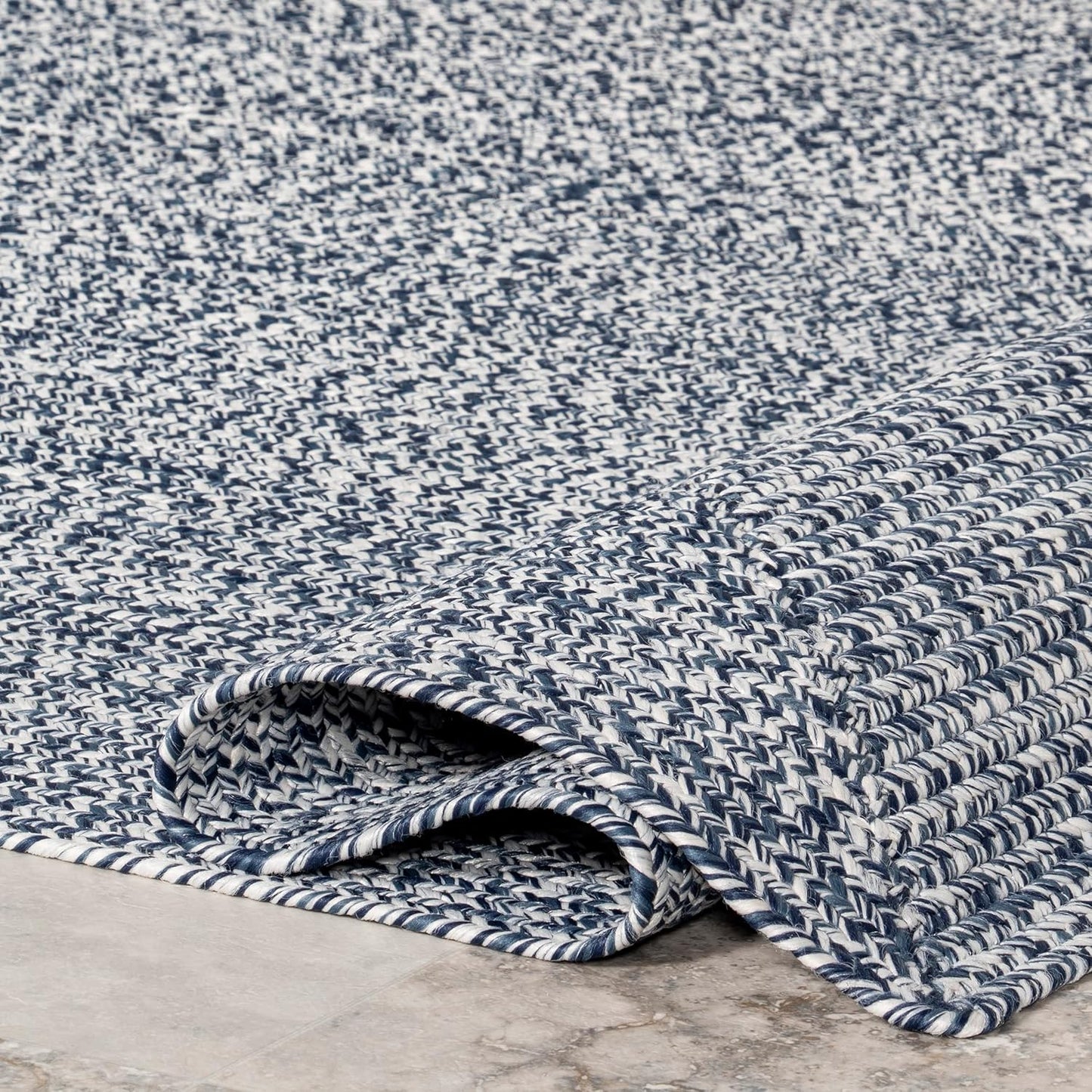 nuLOOM 4' Round Solid Hand Braided Indoor/Outdoor Area Rug, Pet-Friendly, High Traffic, Weather Resistant, for Patio, Balcony, Bedroom, Living, Dining Room, Wynn Navy